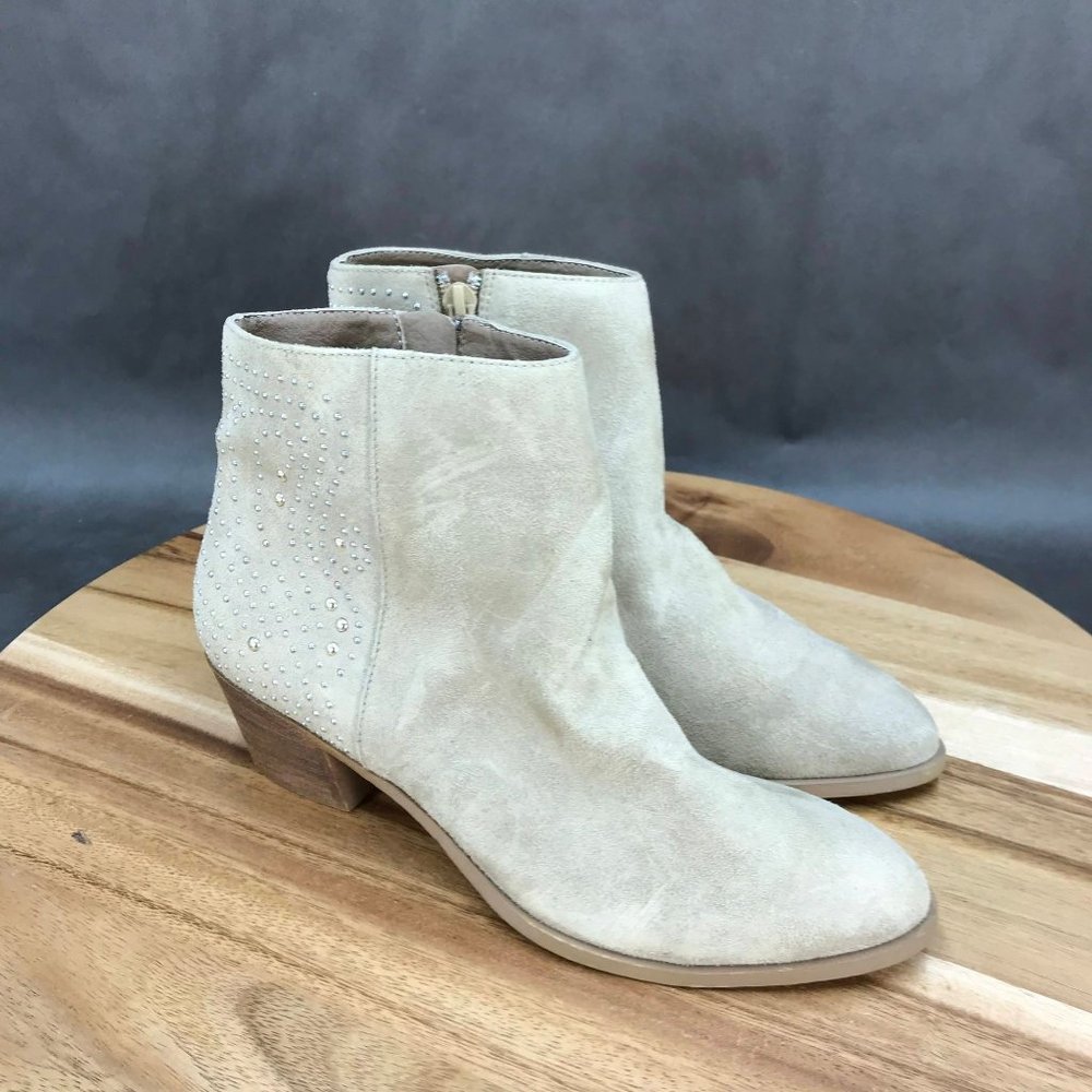 XOXO Beige Nude Zip Up Faux Suede Block Heel Booties Womens Size 6